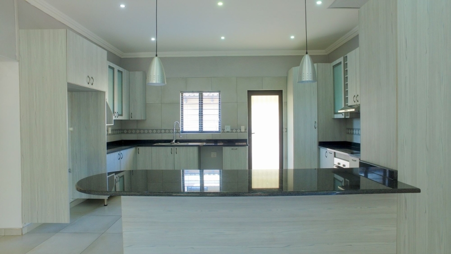 3 Bedroom Property for Sale in Geelhoutpark North West